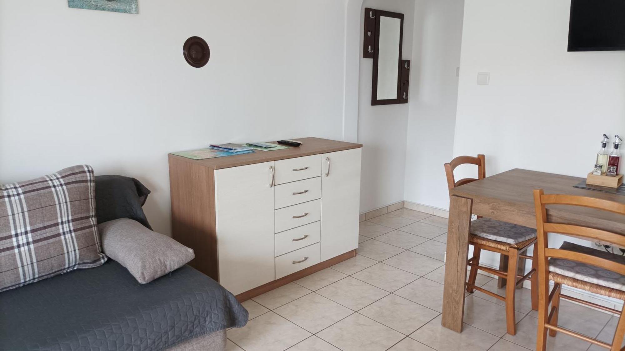 Apartment Oreskovic 克尔克 外观 照片
