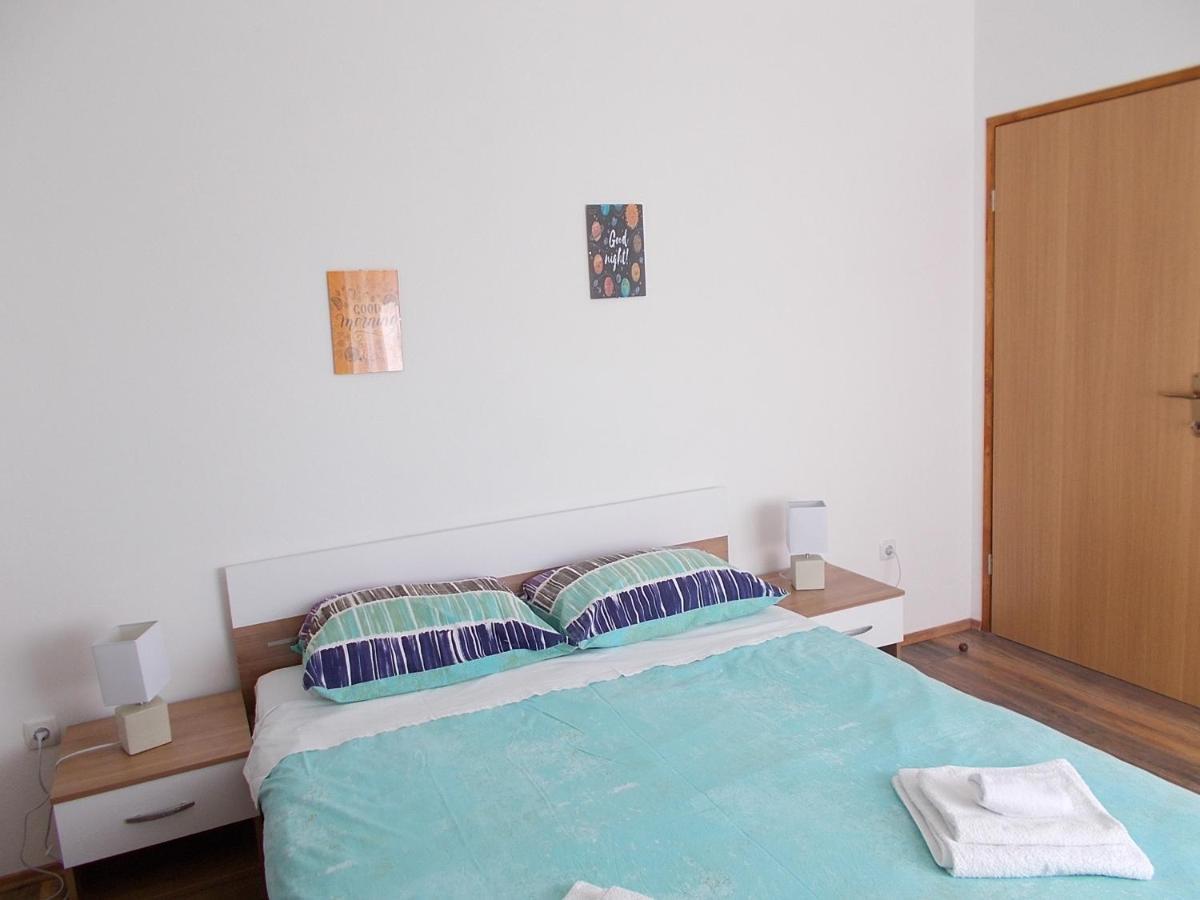 Apartment Oreskovic 克尔克 外观 照片